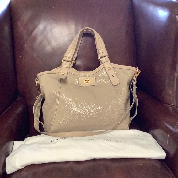 Marc by Marc Jacobs Handbag - Picture 3 of 10